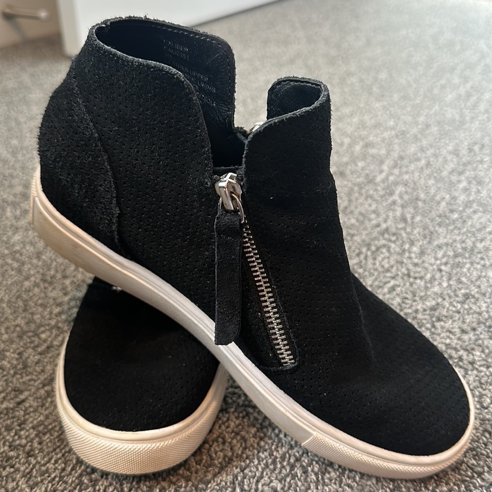 Steve Madden Caliber Sneaker